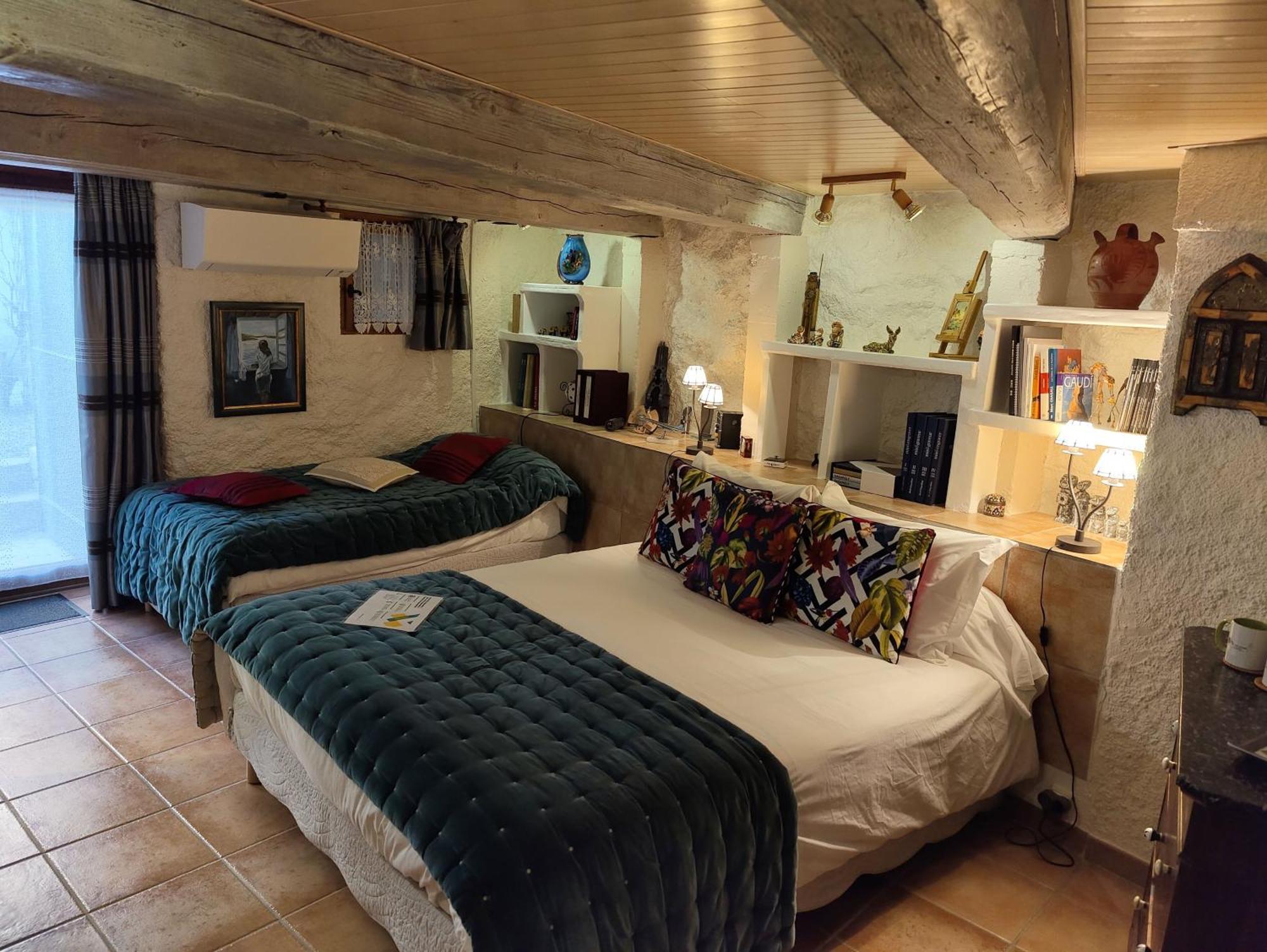 Bed and Breakfast Mas Peu Del Causse Thuir Exterior foto